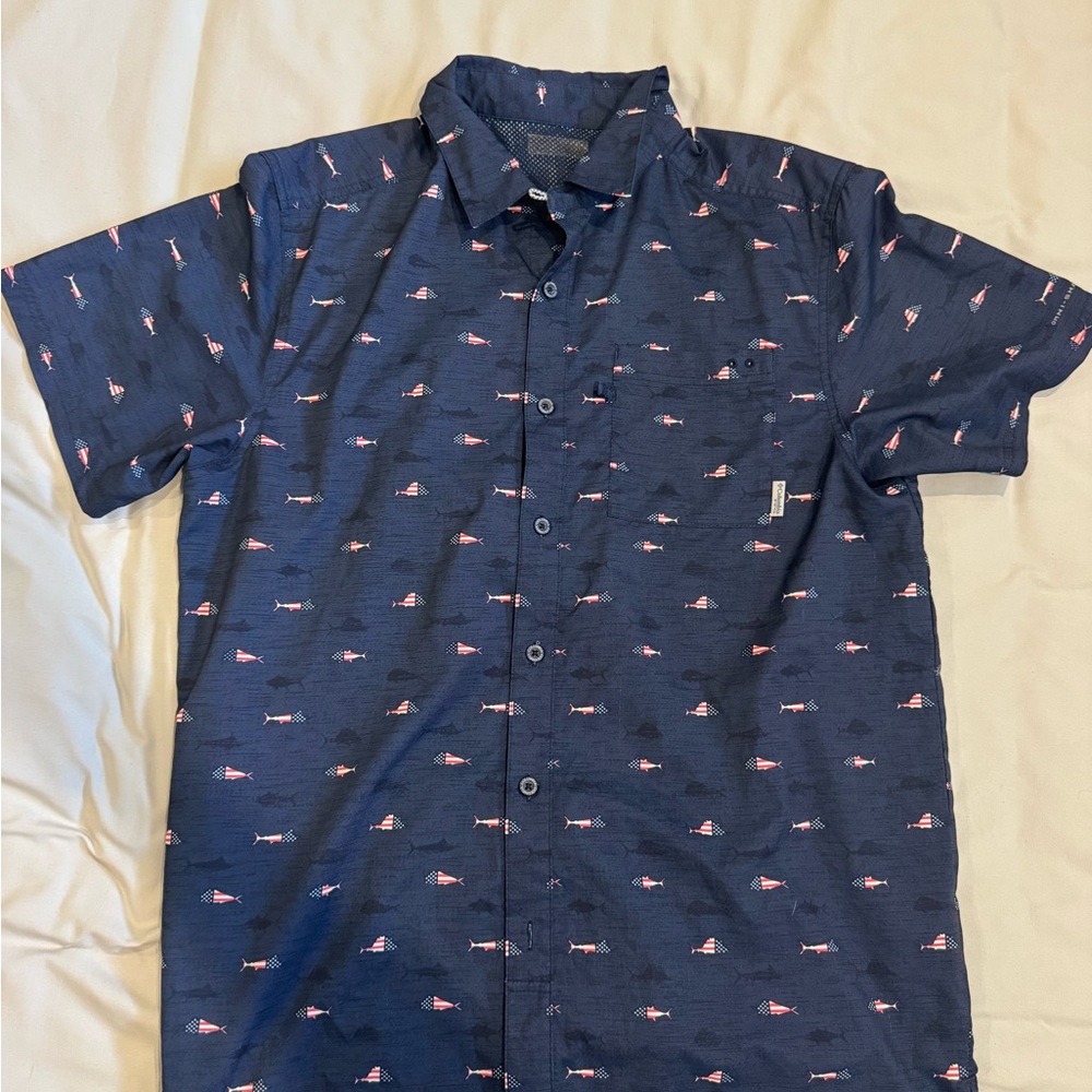 Columbia Red White and Blue Fish Men’s Fishing Shirt